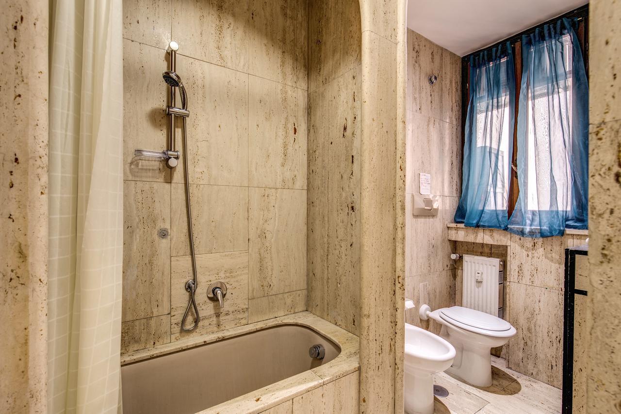 Enzo Luxury Rooms Rom Exterior foto