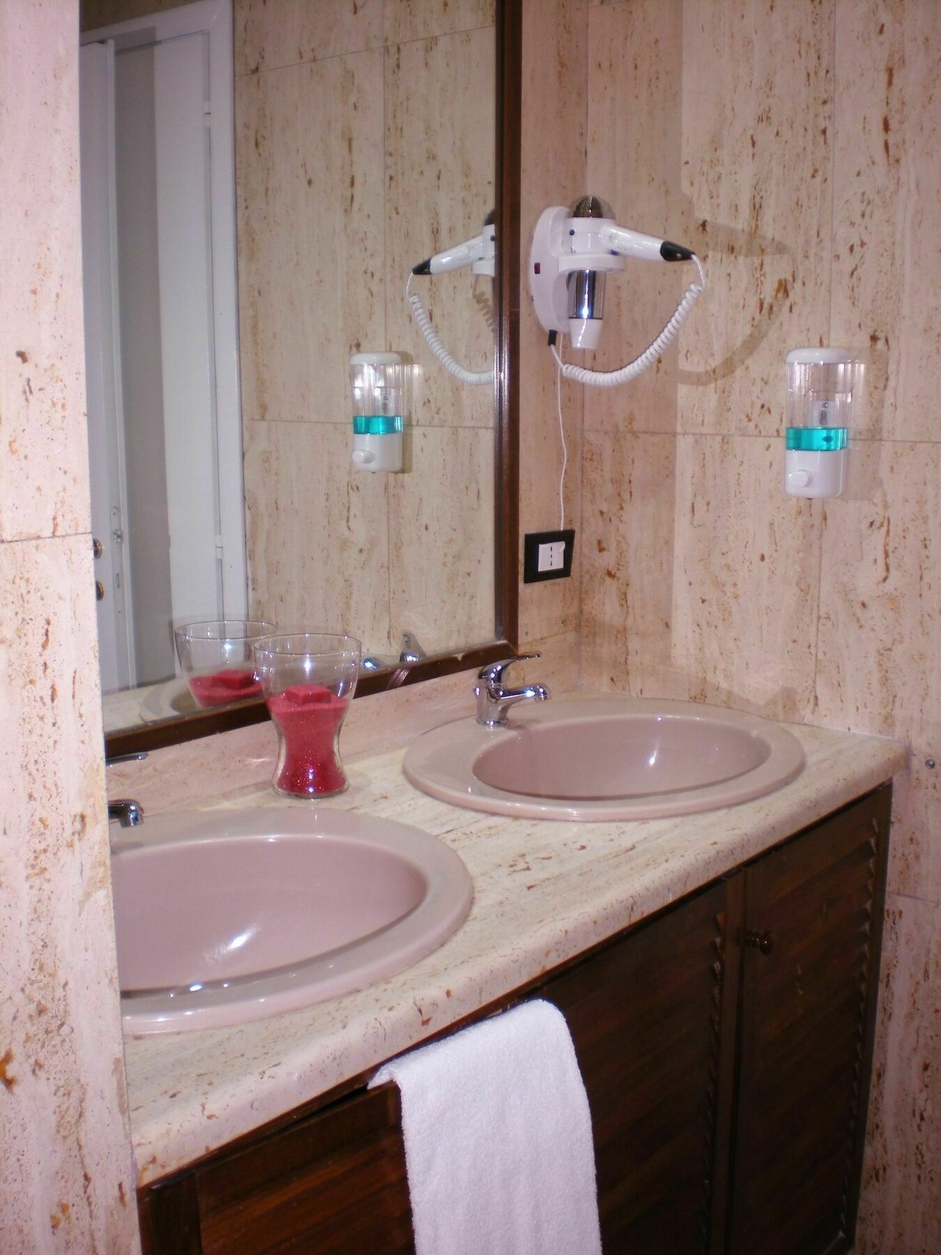 Enzo Luxury Rooms Rom Exterior foto